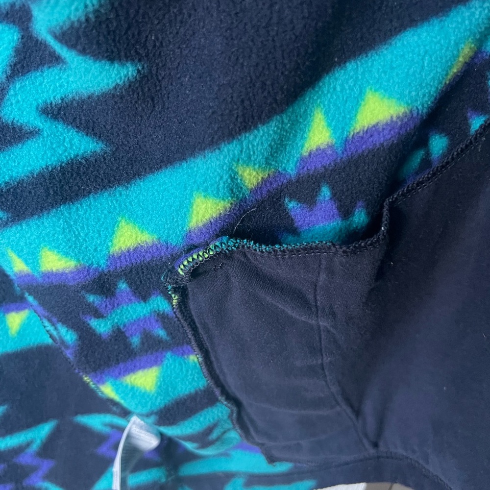 Champs Multicolor Patterned Vest - Picture 6 of 6